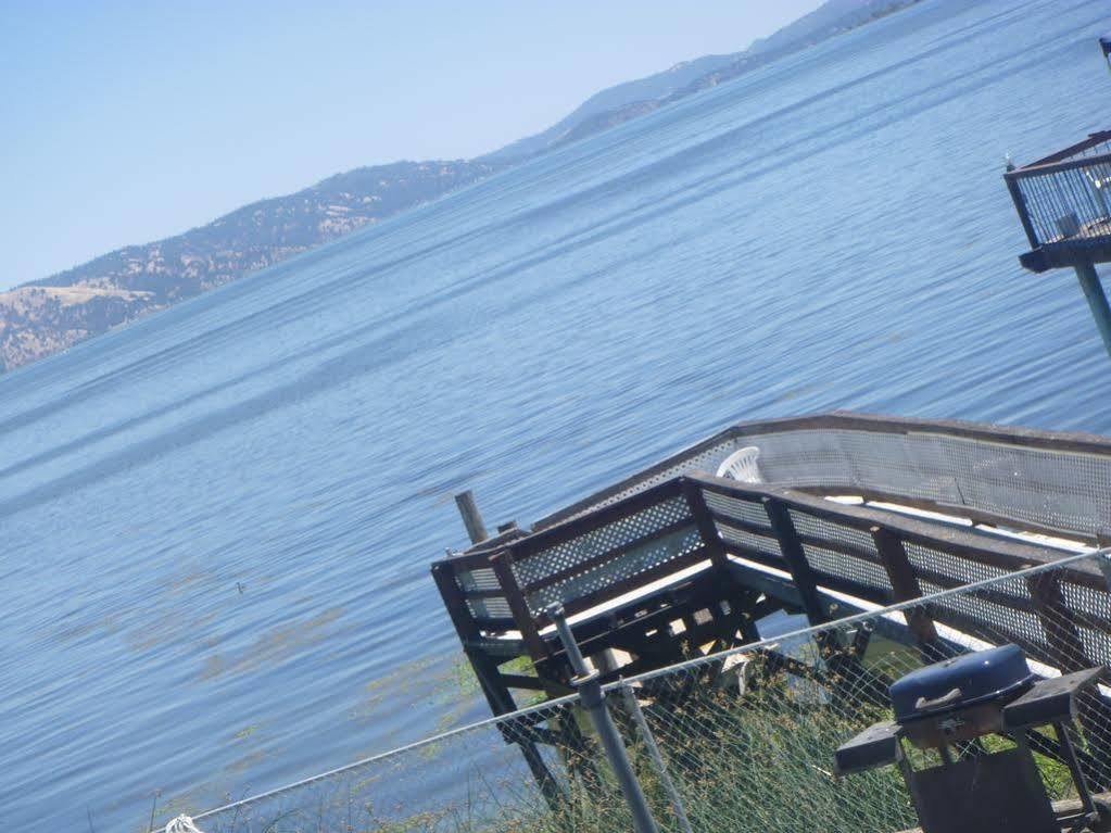 Regency Inn Lakeport Exterior photo